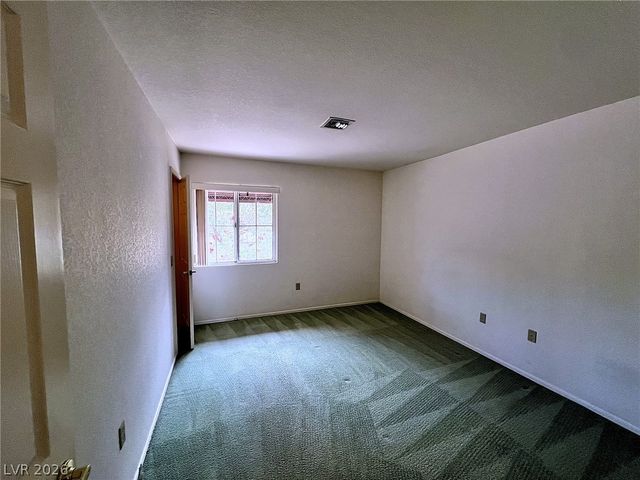 2524 Desert Glen Drive, Las Vegas, NV 89134