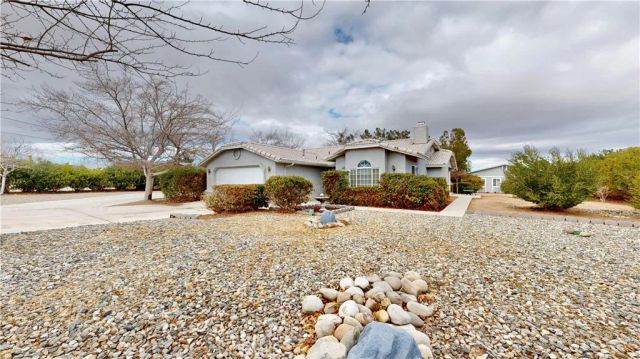 15640 Lime, Hesperia, CA 92345