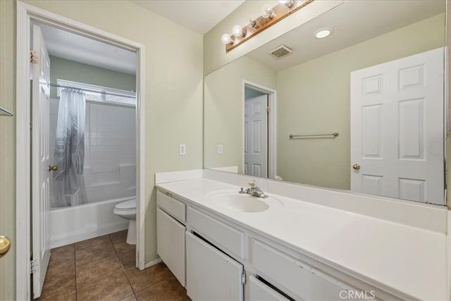 16220 Via Ultimo, Moreno Valley, CA 92551