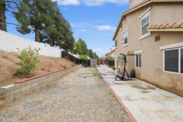 16220 Via Ultimo, Moreno Valley, CA 92551
