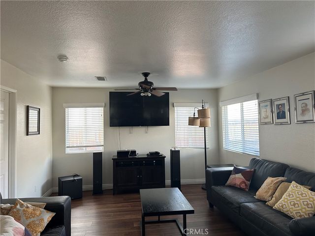 16220 Via Ultimo, Moreno Valley, CA 92551