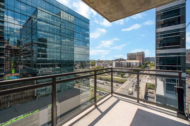 1212 Demonbreun St Apt 1002, Nashville, TN 37203