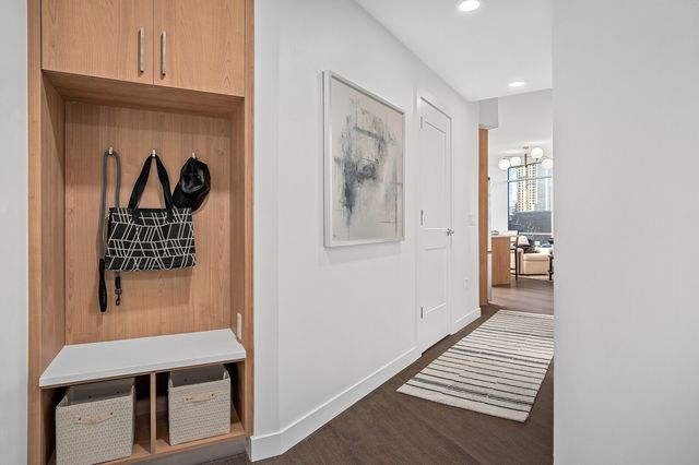 1212 Demonbreun St Apt 1002, Nashville, TN 37203