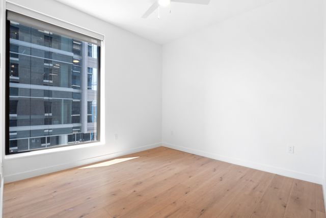 1212 Demonbreun St Apt 1002, Nashville, TN 37203