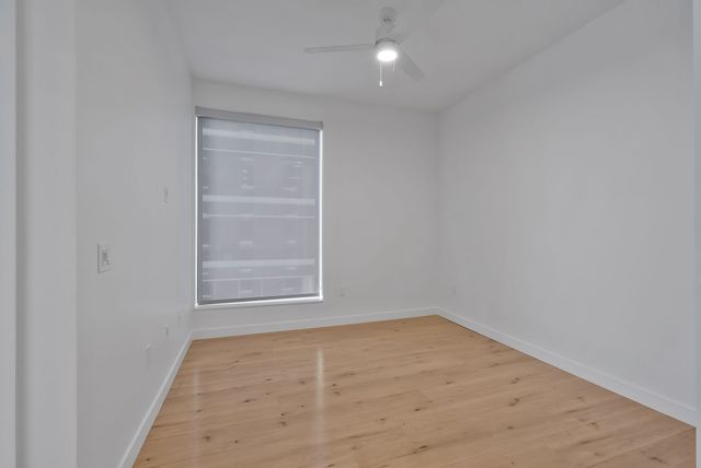 1212 Demonbreun St Apt 1002, Nashville, TN 37203