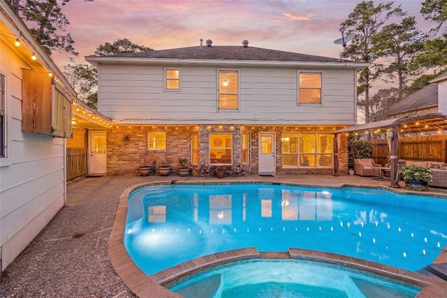 6611 Sutter Park Lane, Houston, TX 77066