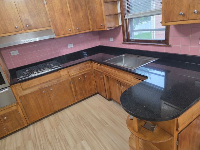 2166 N Moody Avenue, Chicago, IL 60639