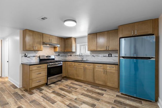 2166 N Moody Avenue, Chicago, IL 60639