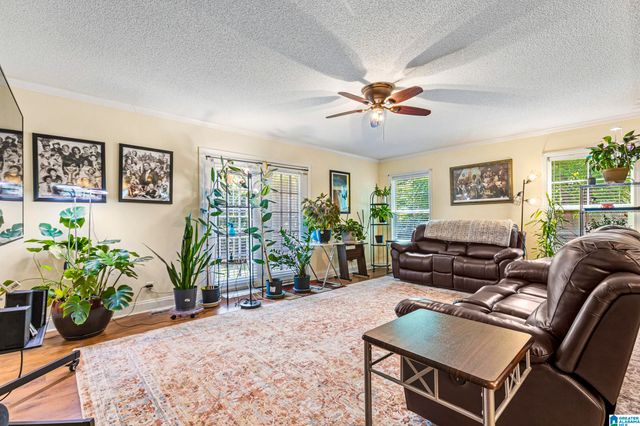 1102 WESTLAKE BOULEVARD, Bessemer, AL 35020