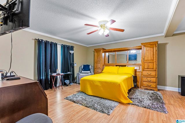1102 WESTLAKE BOULEVARD, Bessemer, AL 35020