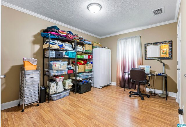 1102 WESTLAKE BOULEVARD, Bessemer, AL 35020