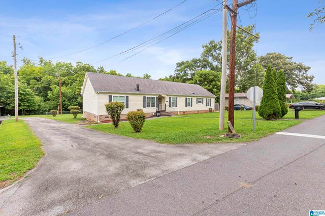 1102 WESTLAKE BOULEVARD, Bessemer, AL 35020