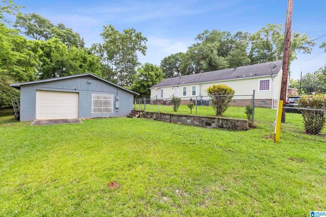 1102 WESTLAKE BOULEVARD, Bessemer, AL 35020