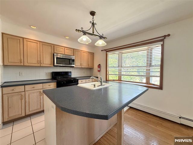 5 Mountain Avenue, Westwood, NJ 07675