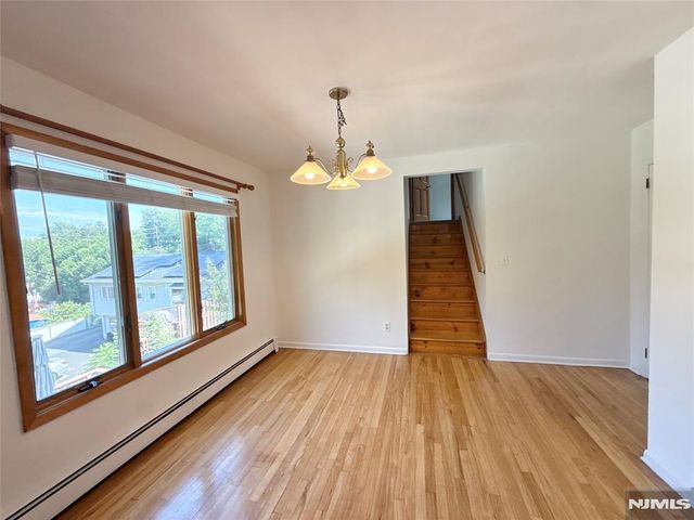 5 Mountain Avenue, Westwood, NJ 07675
