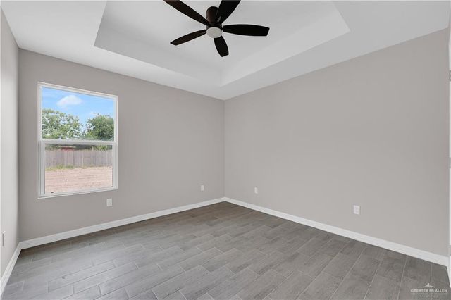 607 Tower Oak Drive, Alamo, TX 78516