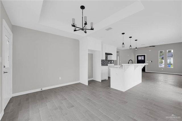 607 Tower Oak Drive, Alamo, TX 78516