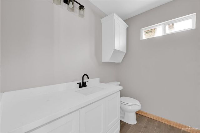 607 Tower Oak Drive, Alamo, TX 78516