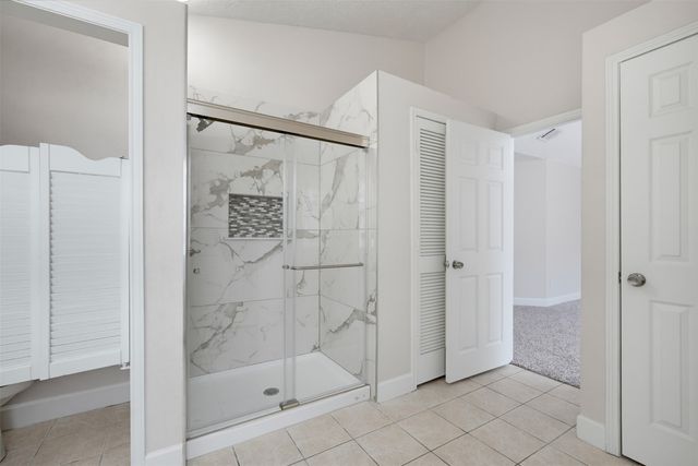 404 Spencer Circle, Grand Prairie, TX 75052