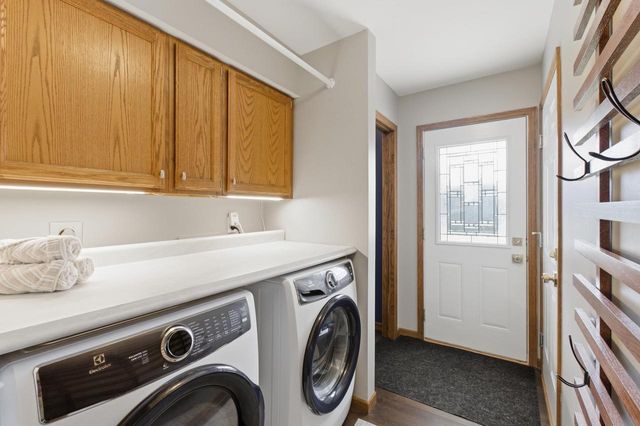 1000 Monteray Lane, Waunakee, WI 53597