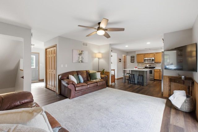 1000 Monteray Lane, Waunakee, WI 53597