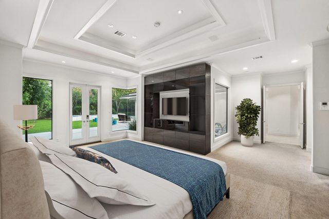 5203 Braeburn Drive, Bellaire, TX 77401