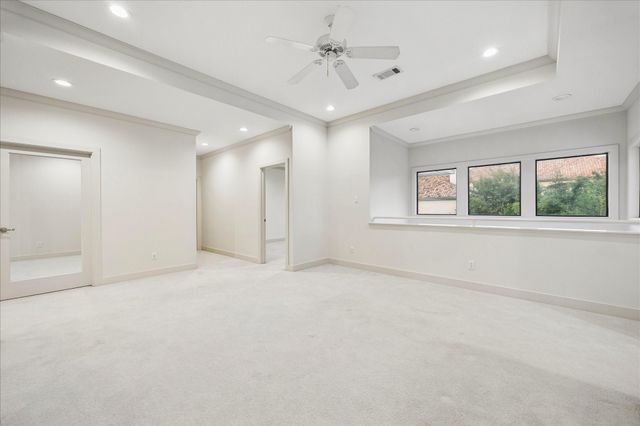 5203 Braeburn Drive, Bellaire, TX 77401