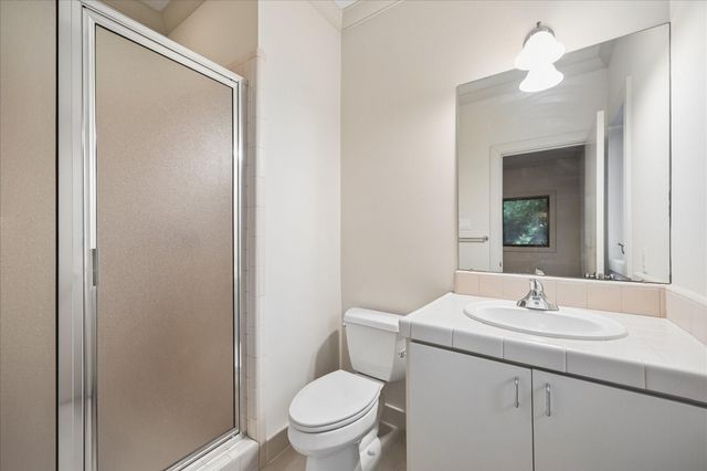 5203 Braeburn Drive, Bellaire, TX 77401