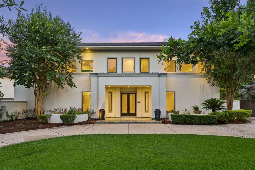 5203 Braeburn Drive, Bellaire, TX 77401