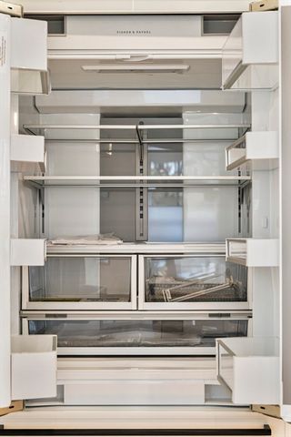 327 Alewife Brook Pkwy B, Somerville, MA 02144