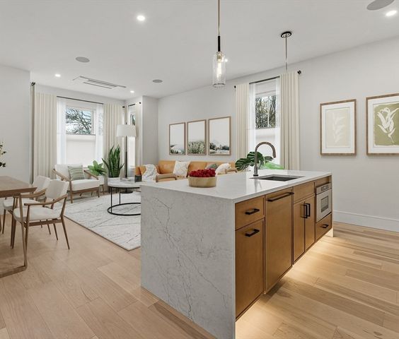 327 Alewife Brook Pkwy B, Somerville, MA 02144