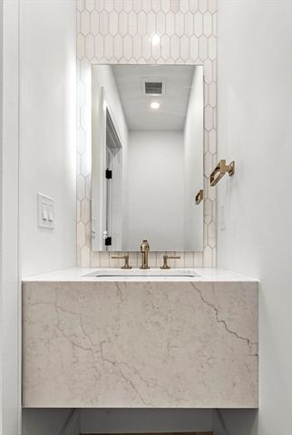 327 Alewife Brook Pkwy B, Somerville, MA 02144