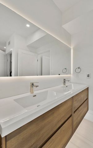 327 Alewife Brook Pkwy B, Somerville, MA 02144