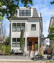 327 Alewife Brook Pkwy B, Somerville, MA 02144