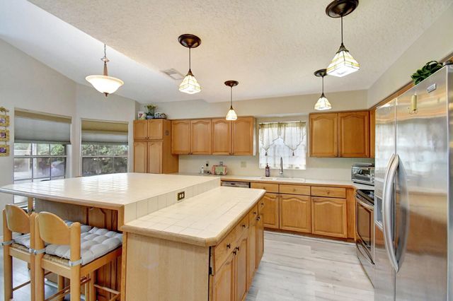 2811 Montevideo Avenue, Hollywood, FL 33026