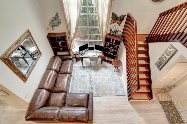 2811 Montevideo Avenue, Hollywood, FL 33026