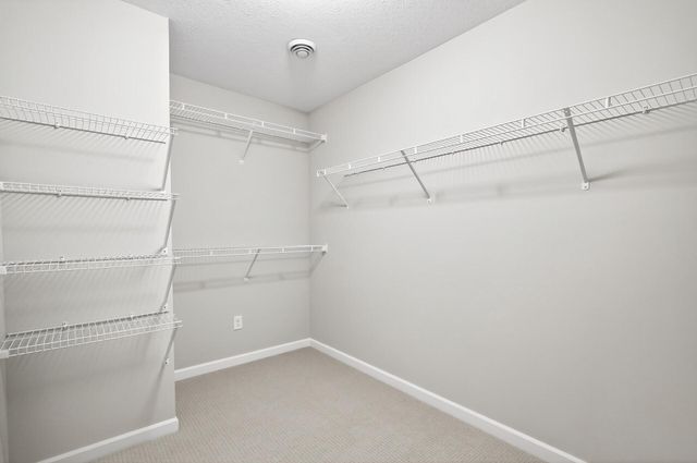 875 W Falls Passage C, Saint Paul, MN 55116