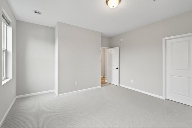 875 W Falls Passage C, Saint Paul, MN 55116