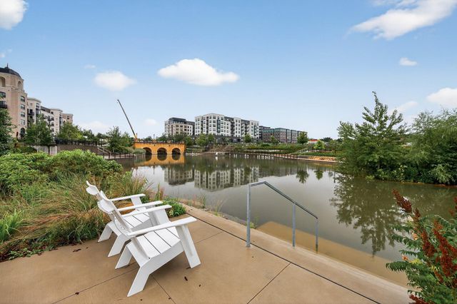 875 W Falls Passage C, Saint Paul, MN 55116