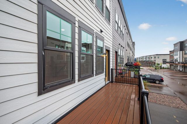 875 W Falls Passage C, Saint Paul, MN 55116