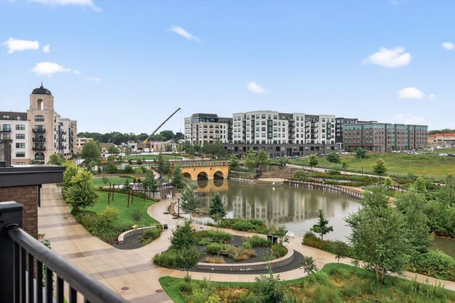 875 W Falls Passage C, Saint Paul, MN 55116