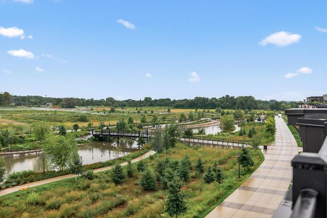 875 W Falls Passage C, Saint Paul, MN 55116