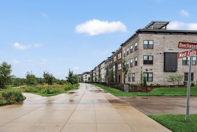 875 W Falls Passage C, Saint Paul, MN 55116