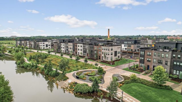 875 W Falls Passage C, Saint Paul, MN 55116