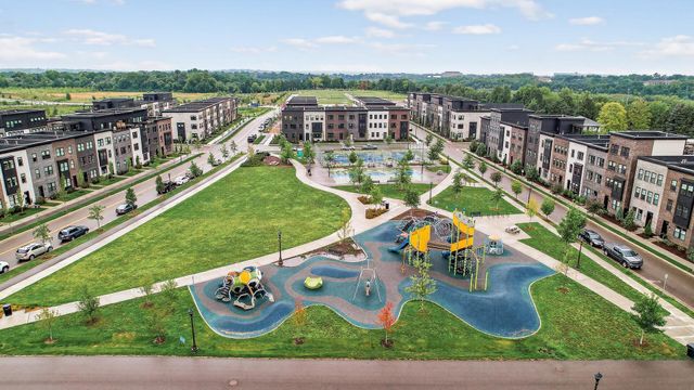 875 W Falls Passage C, Saint Paul, MN 55116