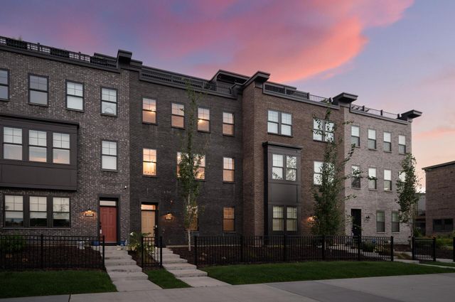 875 W Falls Passage C, Saint Paul, MN 55116