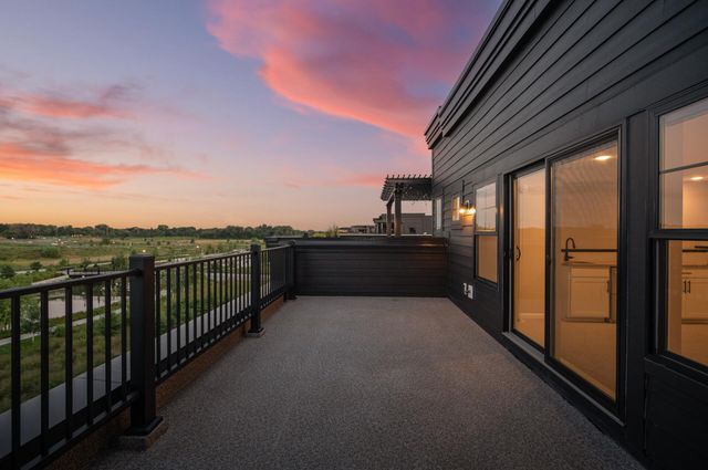 875 W Falls Passage C, Saint Paul, MN 55116