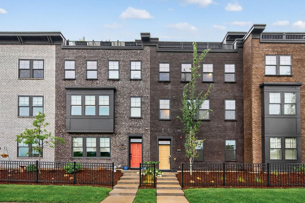 875 W Falls Passage C, Saint Paul, MN 55116