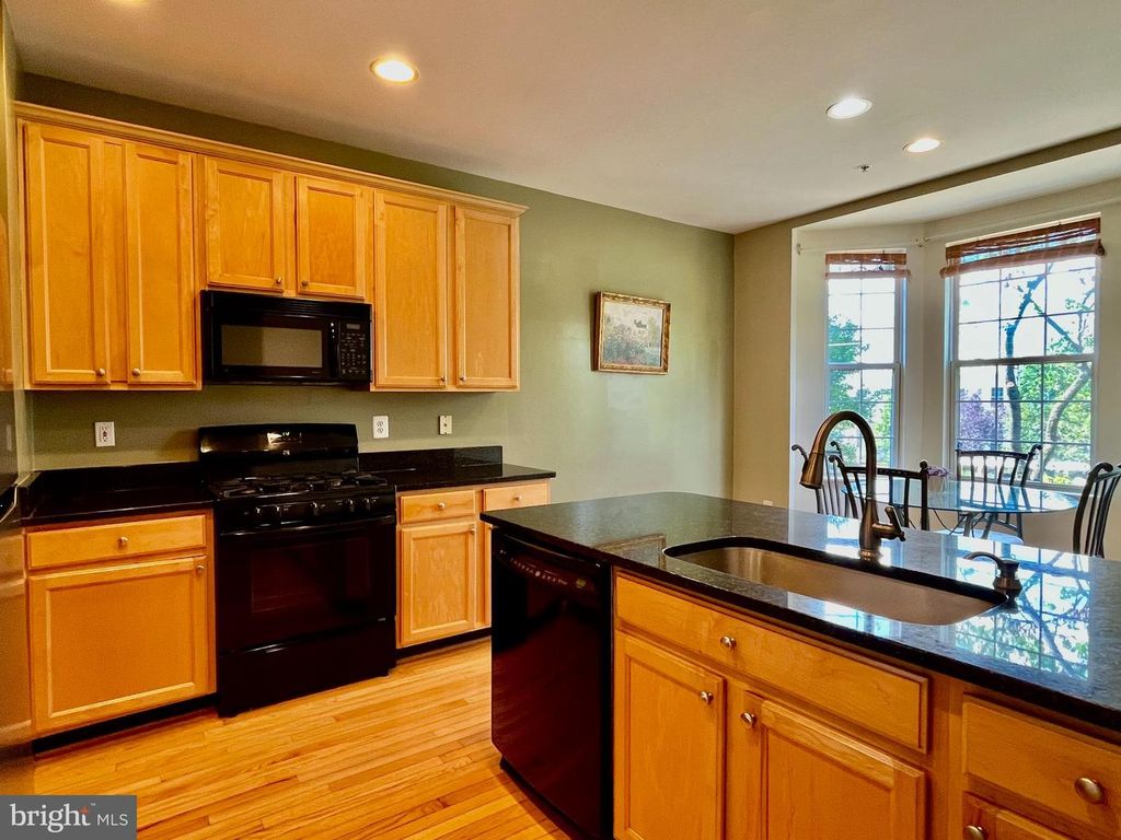 536 REDLAND BLVD, Rockville, MD 20850