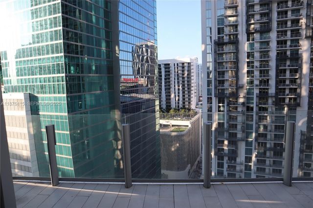 300 Biscayne Blvd Way 2308, Miami, FL 33131